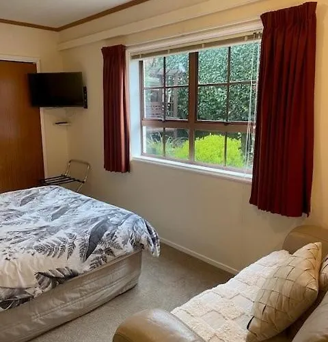 Gwendoline Street Couette-café 4*